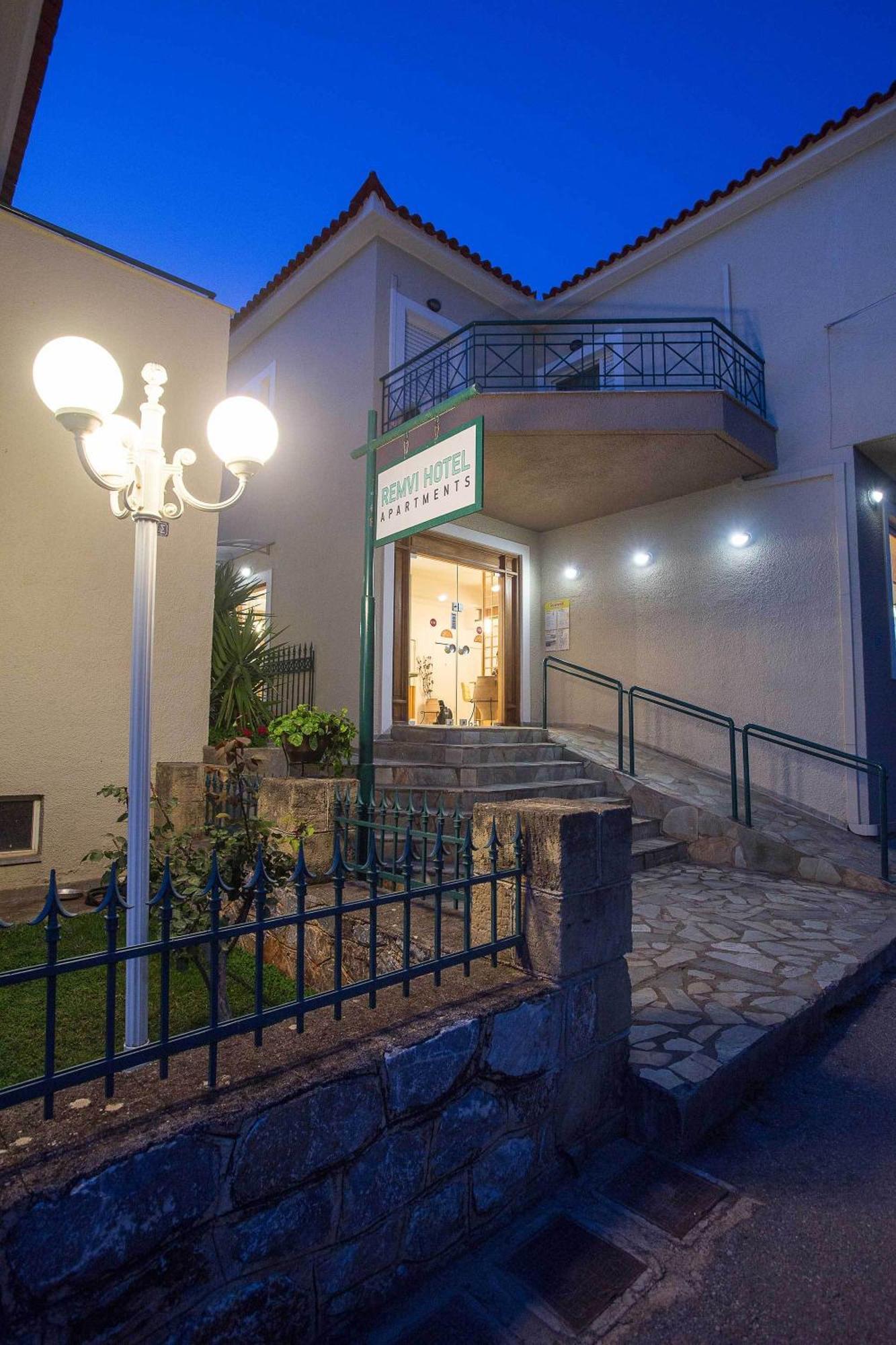 Hotel apartamentowy Remvi - 3*